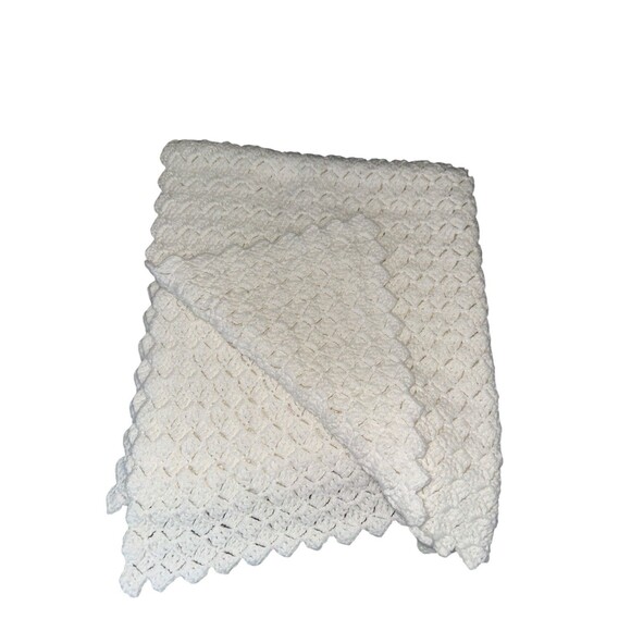 Crochet Knit White Baby Granny Afghan Throw Blanket Vintage Nursery Decor - Picture 12 of 14